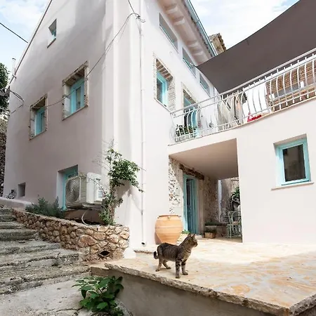 Calmina Holiday home Ano Korakiana